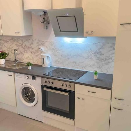 Cosy Studio Near Central Station Apartment เวียนนา ภายนอก รูปภาพ