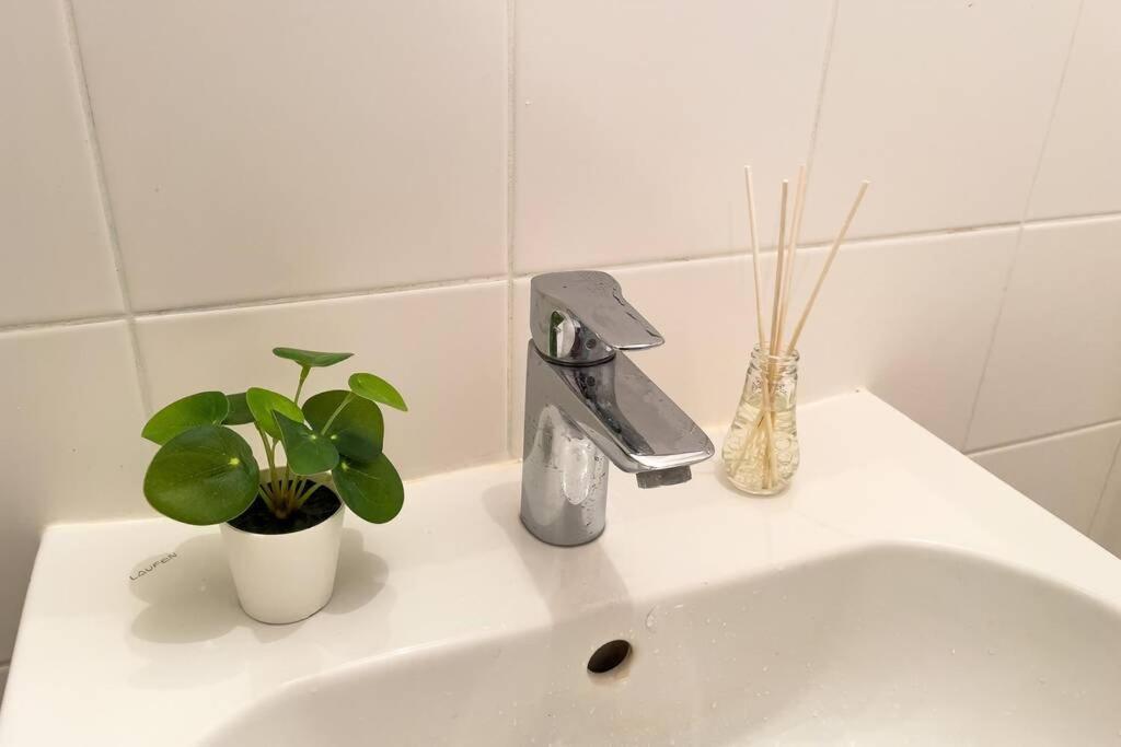 Cosy Studio Near Central Station Apartment เวียนนา ภายนอก รูปภาพ